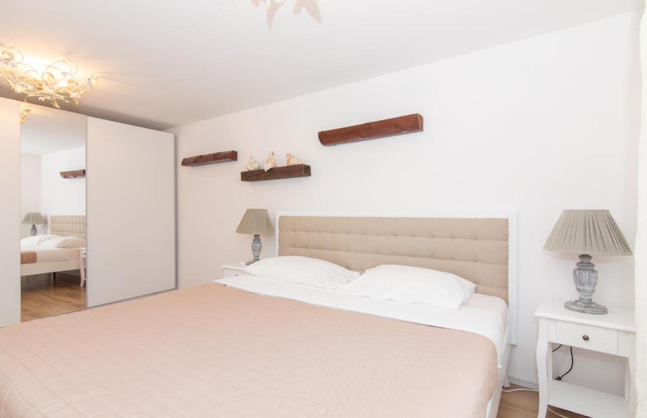 Apartments Elleon Piran By Locap Group Buitenkant foto